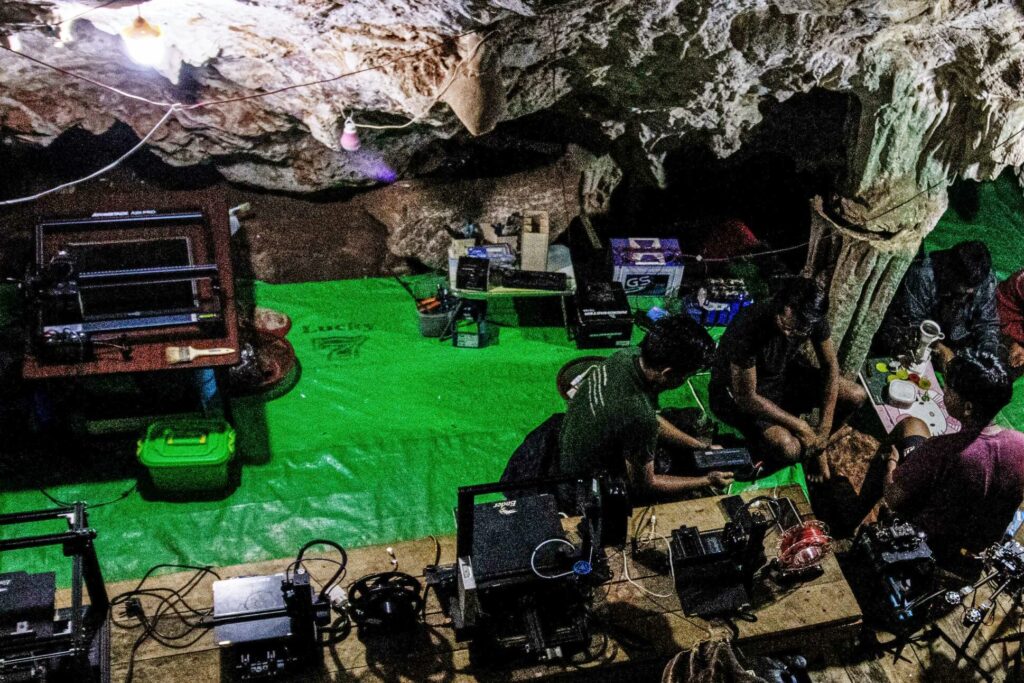 “Do not try this at home!”: Current trends and developments in improvised weapons production