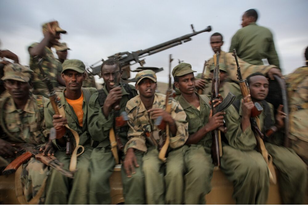 The surge of non-state security actors: Dealing with vigilantes, militias, paramilitary and auxiliary groups