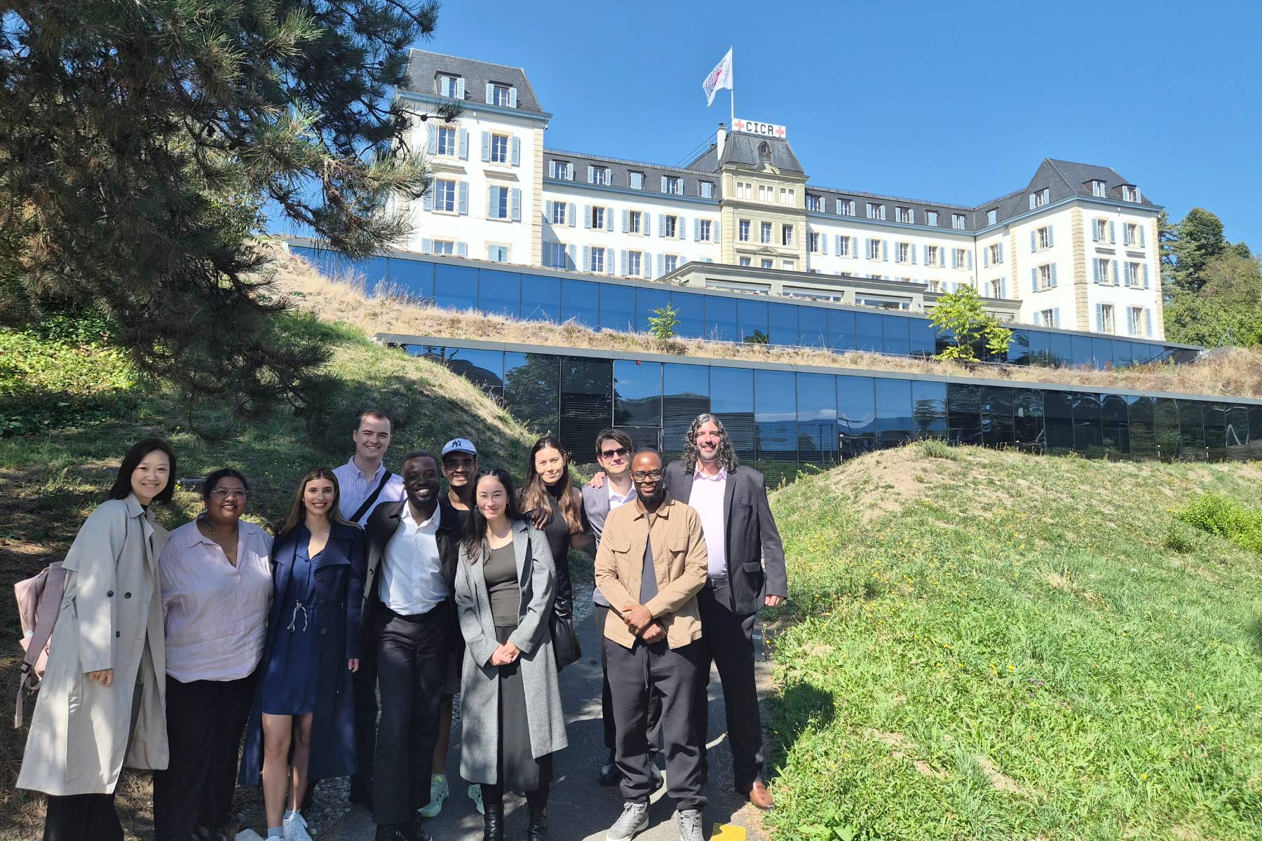 UNIDIR Space Security Research Fellows posing outside the International Committee of the Red Cross in Geneva.